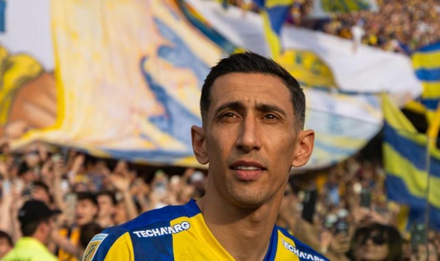 开云体育下载官网-迪马利亚：C罗成功靠努力和付出，梅西是喝着马黛茶展现天赋