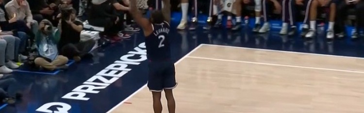 开云体育下载网址-杀疯了！伦纳德展示各种进攻技巧连续得分打停比赛