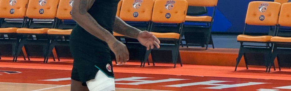 开云体育下载网址-备战上海！4主力伤停，杰曼带伤，许利民寄语现有阵容打出水平