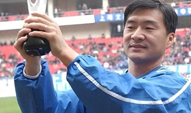 开云体育下载APP-曾是申花队长，退役后深耕青训，培养出多位国脚，如今成青训专家